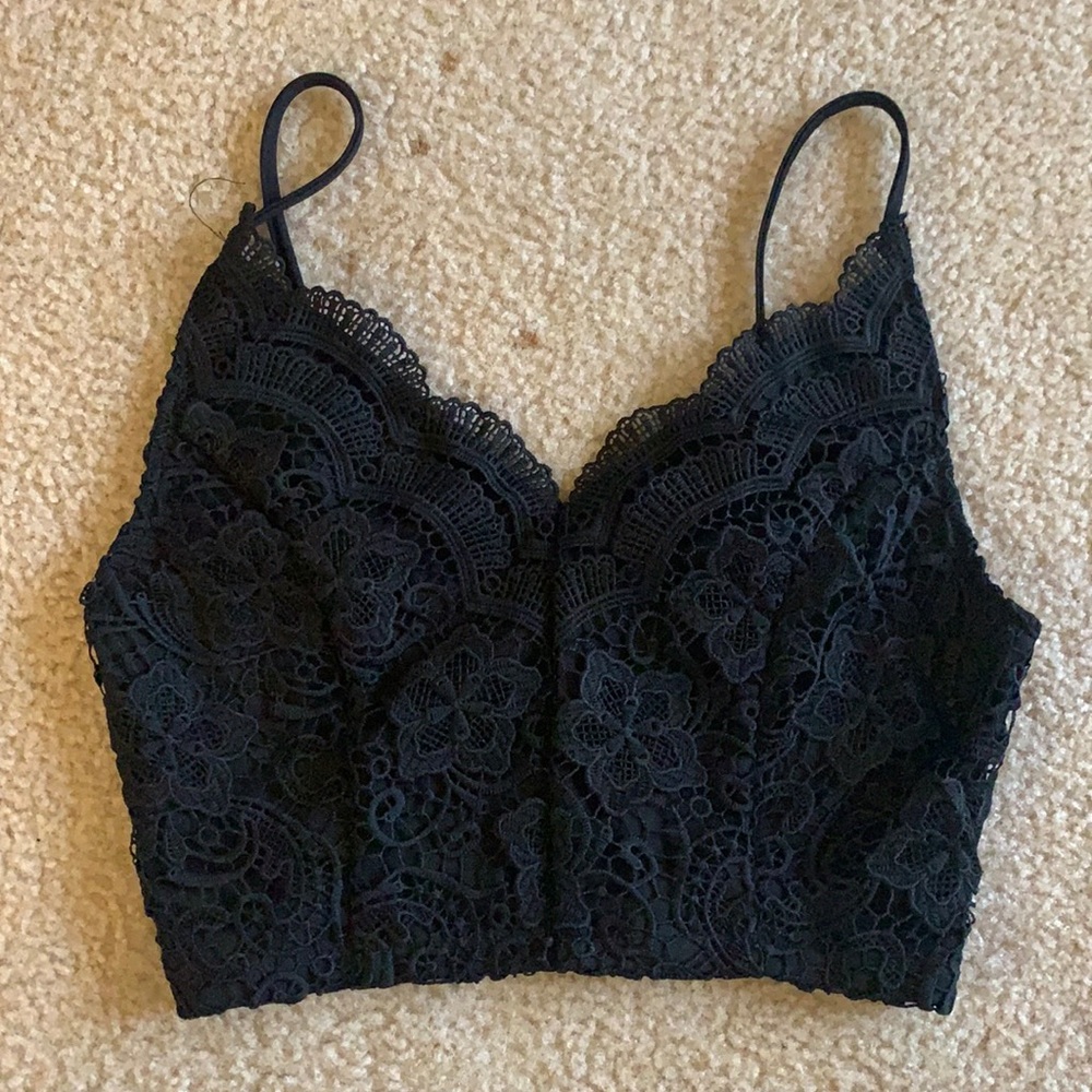 Lacy Crop top